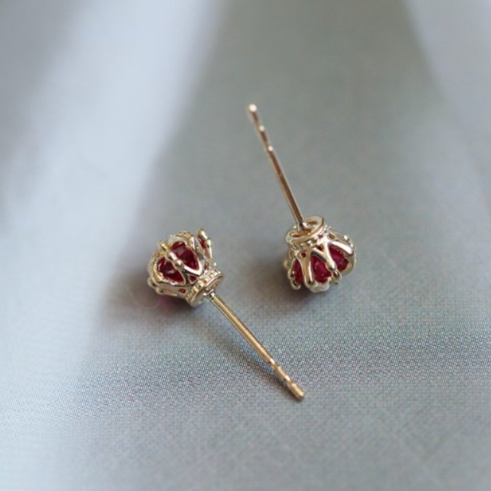 925 Sterling Silver Ruby Crown Stud Earring Dippe… - image 6
